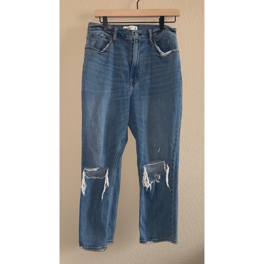 Abercrombie & Fitch The Ankle Straight Ultra‎ High Rise Distressed Jeans Size 30